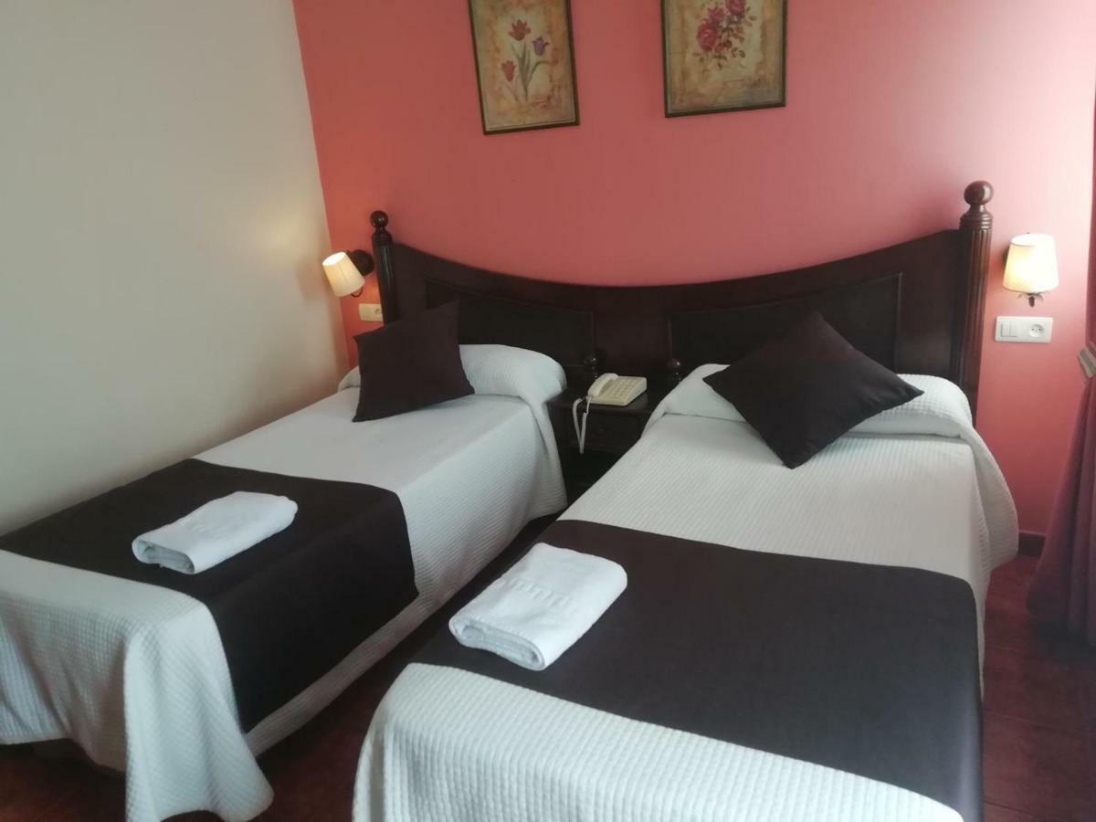 Hotel Montearoma Valverde del Camino Eksteriør billede